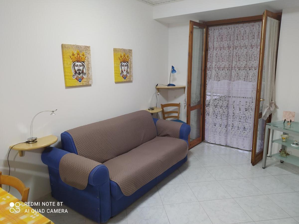 Ferienwohnung La Casa Dei Nonni Giardini-Naxos Exterior foto